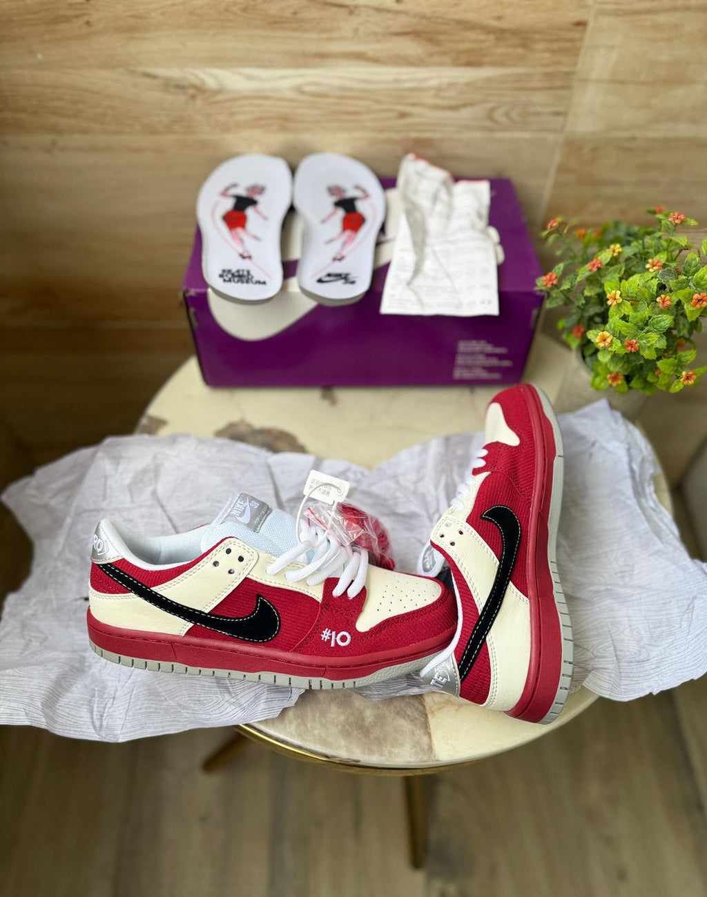 NIKE SB DUNK SKATEBOARD LOW ROLLER DERBY