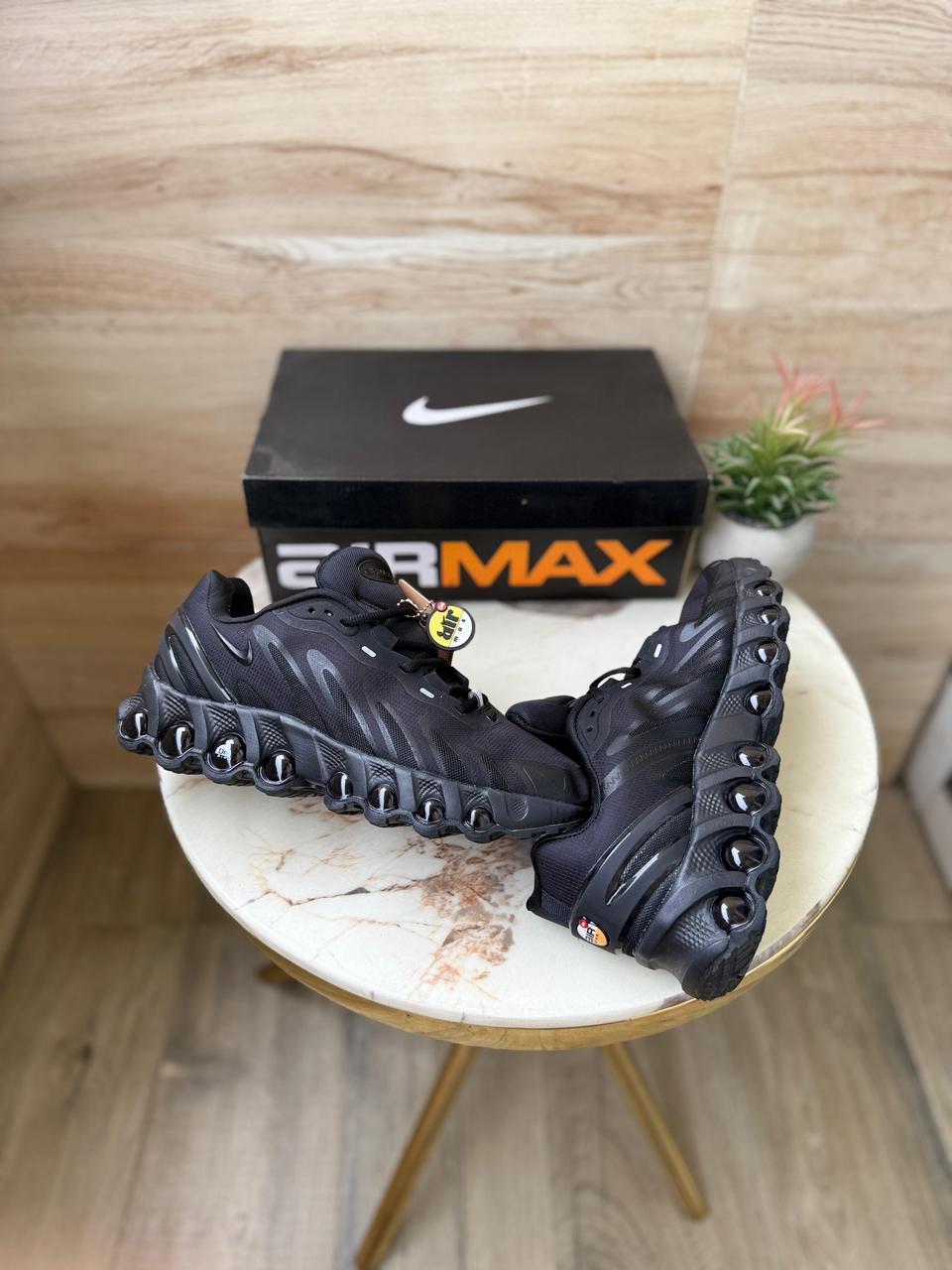 NIKE AIRMAX DN8 BLACK RED CRIMSON