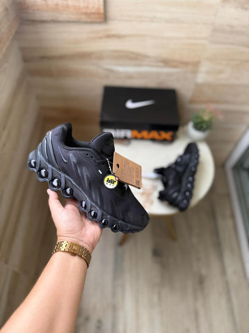 NIKE AIRMAX DN8 BLACK RED CRIMSON