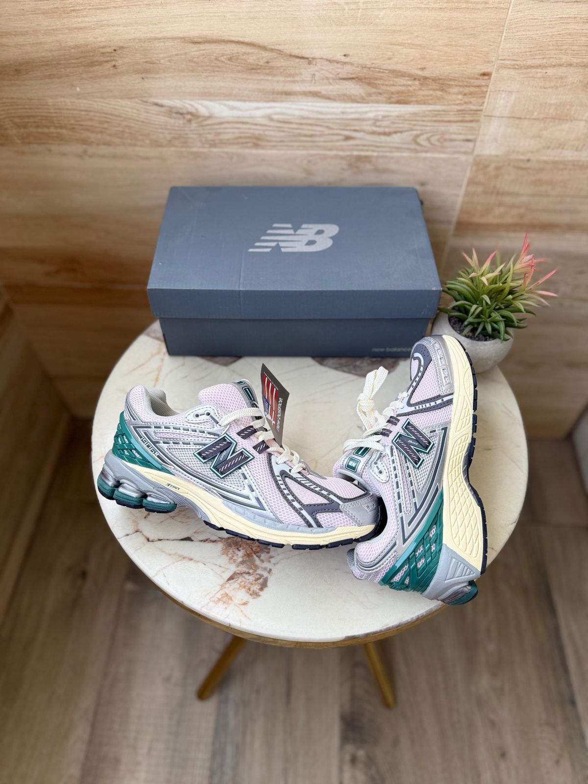 NEW BALANCE 1906 R METALLIC GREY