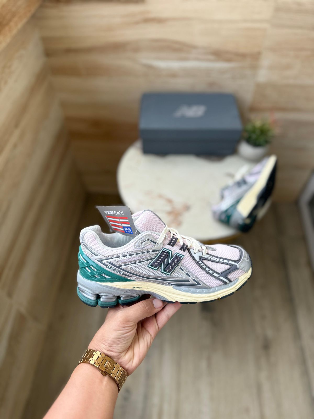 NEW BALANCE 1906 R METALLIC GREY